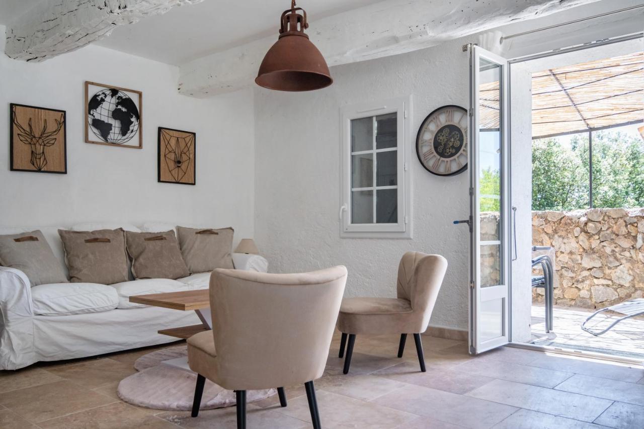 Saint Bernard Villa Fox-Amphoux Екстериор снимка